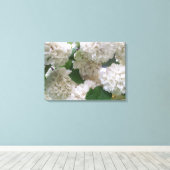 Canvas - Verpakt - Witte Hydrangeas l Afdruk (Insitu (Houten vloer))