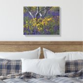 Canvas Waterverf Californië Ojai Lupine & Poppies (Insitu (Slaapkamer))