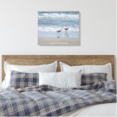 Canvas: Zandlopers op het strand - Topsail Island Canvas Afdruk (Insitu (Slaapkamer))