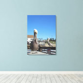 Canvasafdruk - Pelikanen op de pier Canvas Afdruk (Insitu (Houten vloer))