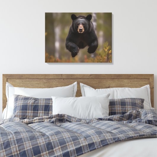 Canvasmuur Art-Yellowstone Zwart Beer Canvas Afdruk (Insitu (Slaapkamer))