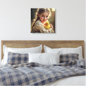 Canvasprint (klein meisje en eendje) canvas afdruk (Insitu (Slaapkamer))