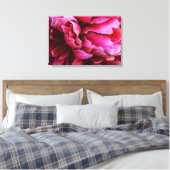 Canvasprint Roze Pioenblaadjes Canvas Afdruk (Insitu (Slaapkamer))