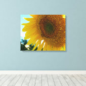 Canvasprint - Zonnebloem en bij Canvas Afdruk (Insitu (Houten vloer))