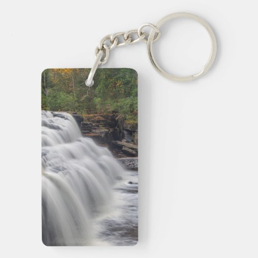 Canyon-Herfsten op de Sturgeon River nabij L'Anse Sleutelhanger (achterkant)