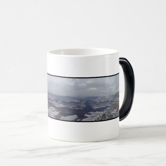 Canyon in sneeuw magische mok (Voorkant rechts)