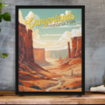 Canyonlands Nationaal Park Illustratie Retro Poster<br><div class="desc">Kanyonlands vectorkunstontwerp. Het park staat bekend om zijn dramatische woestijnlandschap,  dat door de Colorado-rivier is gegraven. Het eiland in de hemel is een groot,  plat getopt mesa met panoramisch uitzicht.</div>