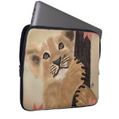 Capa para laptop filhote de leão brincando laptop sleeve (Voorkant Rechts)