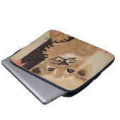 Capa para laptop filhote de leão brincando laptop sleeve (Voorkant onderkant)