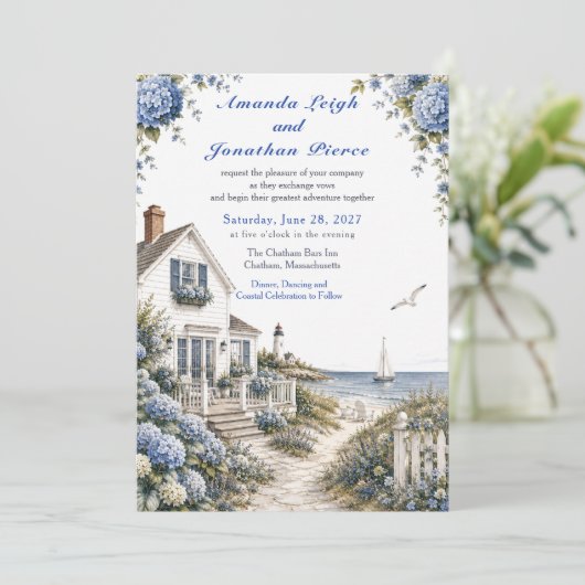 Cape Cod Hydrangea Cottage Kustbruiloft Kaart (Staand voorkant)