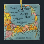 Cape Cod-Ornament Keramisch Ornament<br><div class="desc">Kleurrijke retro auto kaart van Cape Cod en de kust van Massachusetts hergebruikt! Het afbeelding is aan de voor- en achterkant. Je kunt de achterkant vervangen door elke gewenste personalisatie.</div>