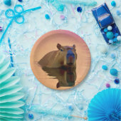 Capibara komt uit een rustig meer papieren bordje (Feest)