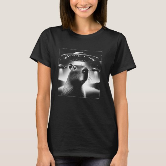 Capibara Selfie Invasie UFO Grappig Capibara Motie T-shirt (Voorkant)