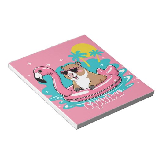 Capivara Estilosa no Verão com Boia Rosa Notitieblok (Schuin)