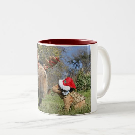 Caplin Rous Kerstmis Mok (Voorkant rechts)