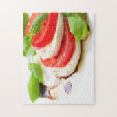 Caprese Salad. Segmenten voor tomaten en Mozzarell Legpuzzel (Verticaal)