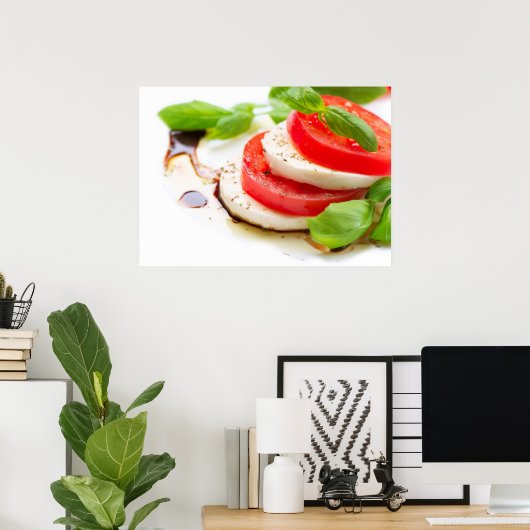 Caprese Salad. Segmenten voor tomaten en Mozzarell Poster (Thuiskantoor)