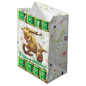 Capricorn - Happy Birthday Medium Gift Bag Cadeauzakje (Voorkant Gekanteld)