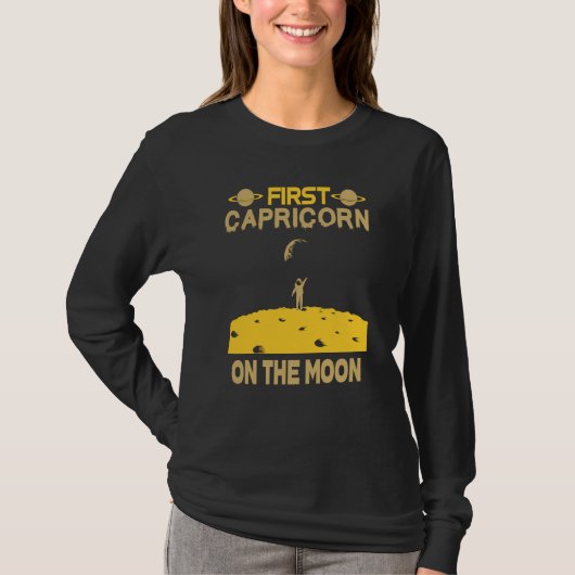Capricorn On The Moon T-shirt (Voorkant)
