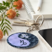 Capricorn Yin Yang Sleutelhanger (Zijkant)
