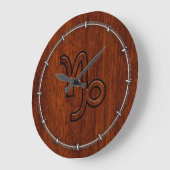 Capricorn Zodiac Symbol in Mahogany Brown Grote Klok (Hoek)