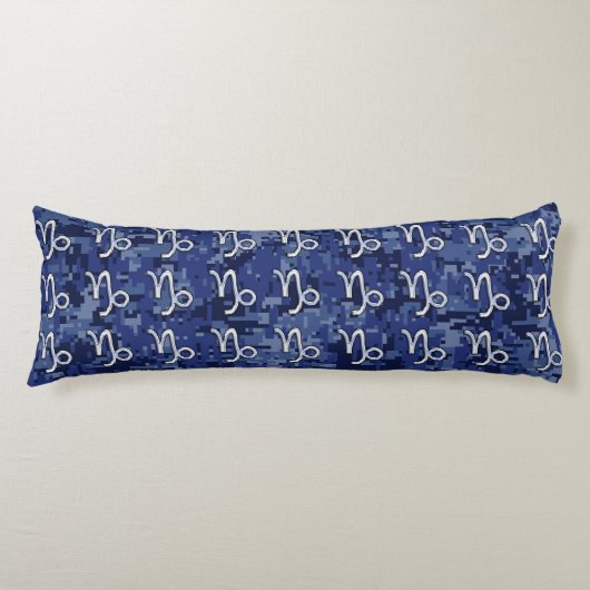 Capricorn Zodiac Symbool op marineblauwe digitale Lichaamskussen (Voorkant)