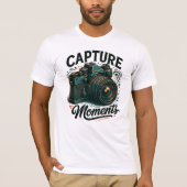 Capture Moments Retro Camera Art T-Shirt (Voorkant)