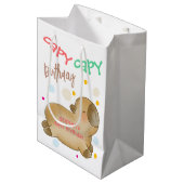 Capy capybara verjaardag medium cadeauzakje (Voorkant Gekanteld)