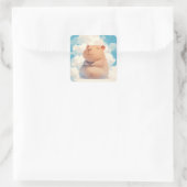 Capybara Chilt op een Wolk Vierkante Sticker (Tas)