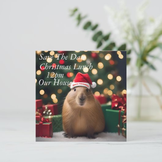 Capybara Claus: Een feestelijk Bokeh Wonderland Save The Date (Staand voorkant)