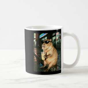 Capybara die ijsgekoelde koffie drinkt, capybara f koffiemok