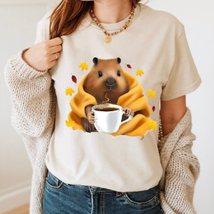 Capybara in een knusse deken die ontspant en drink t-shirt