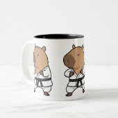 Capybara Karate Mok | Grappige Martial Arts Koffie (Voorkant links)