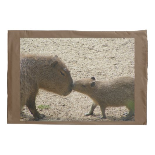 Capybara Mam en Baby Kussensloop (Achterkant)
