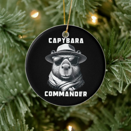 Capybara Met Zonnebril Capy Commandant Keramisch Ornament (Boom)