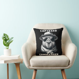 Capybara Met Zonnebril Capy Commandant Kussen