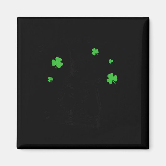 Capybara off to cause shenanigans st patricks day magneet (Voorkant)
