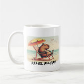 Capybara op het strand zegt: Relax, Fluffy Koffiemok (Links)