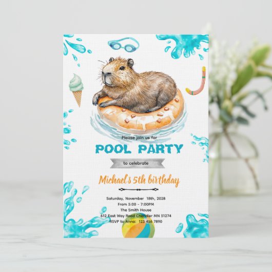 Capybara Pool Party Birthday Invitation Kaart (Staand voorkant)