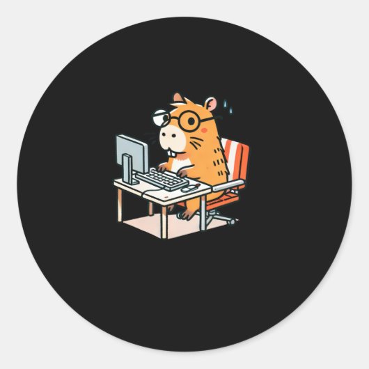 Capybara-programmeur die aan de computerstick werk ronde sticker (Voorkant)