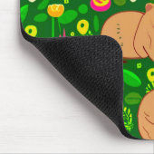 Capybara Schets met Lente Bloemen op Groen Muismat (Hoek)