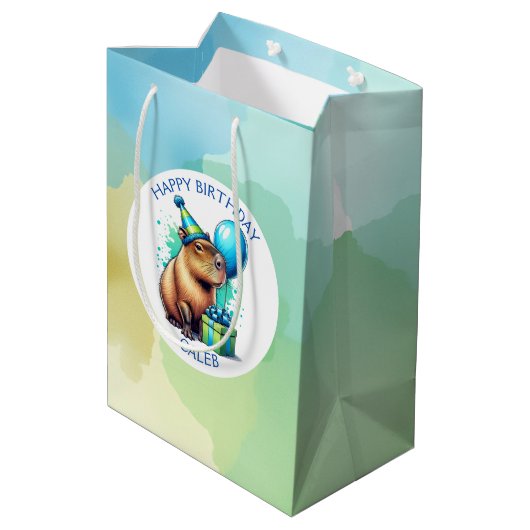  Capybara Themed Boy's Birthday Party Personalized Medium Cadeauzakje (Achterkant Gekanteld)