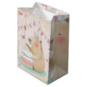 Capybara Verjaardag Bash Party Decor Medium Gift B Medium Cadeauzakje (Achterkant Gekanteld)
