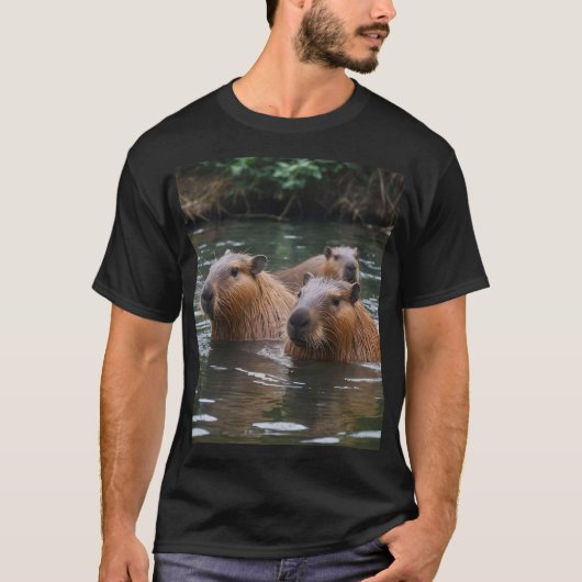 Capybaras' Swimming In The River, T-shirt (Voorkant)