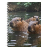 Capybaras' zwemmen in de rivier, notitieboek (Voorkant)