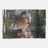 Capybaras zwemmen in de rivier, theedoek (Horizontaal)