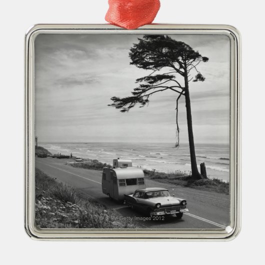 Car Pulling Trailer Metalen Ornament (Voorkant)