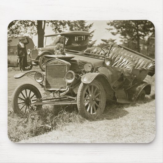 Car Wreck Marine City MI Juli 1930 -  Muismat (Voorkant)