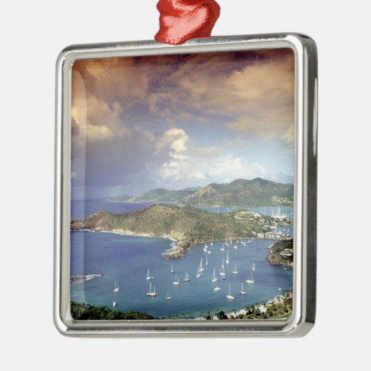 Caraïbisch gebied, Antigua. Metalen Ornament (Links)