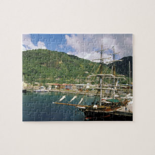 Caraïbisch gebied, Saint Lucia, Soufriere. Bot in Legpuzzel